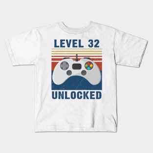 Level 32 unlocked funny gamer 32nd birthday Kids T-Shirt